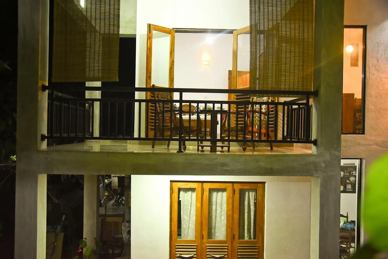 Ayubowan Holiday Home Канди
