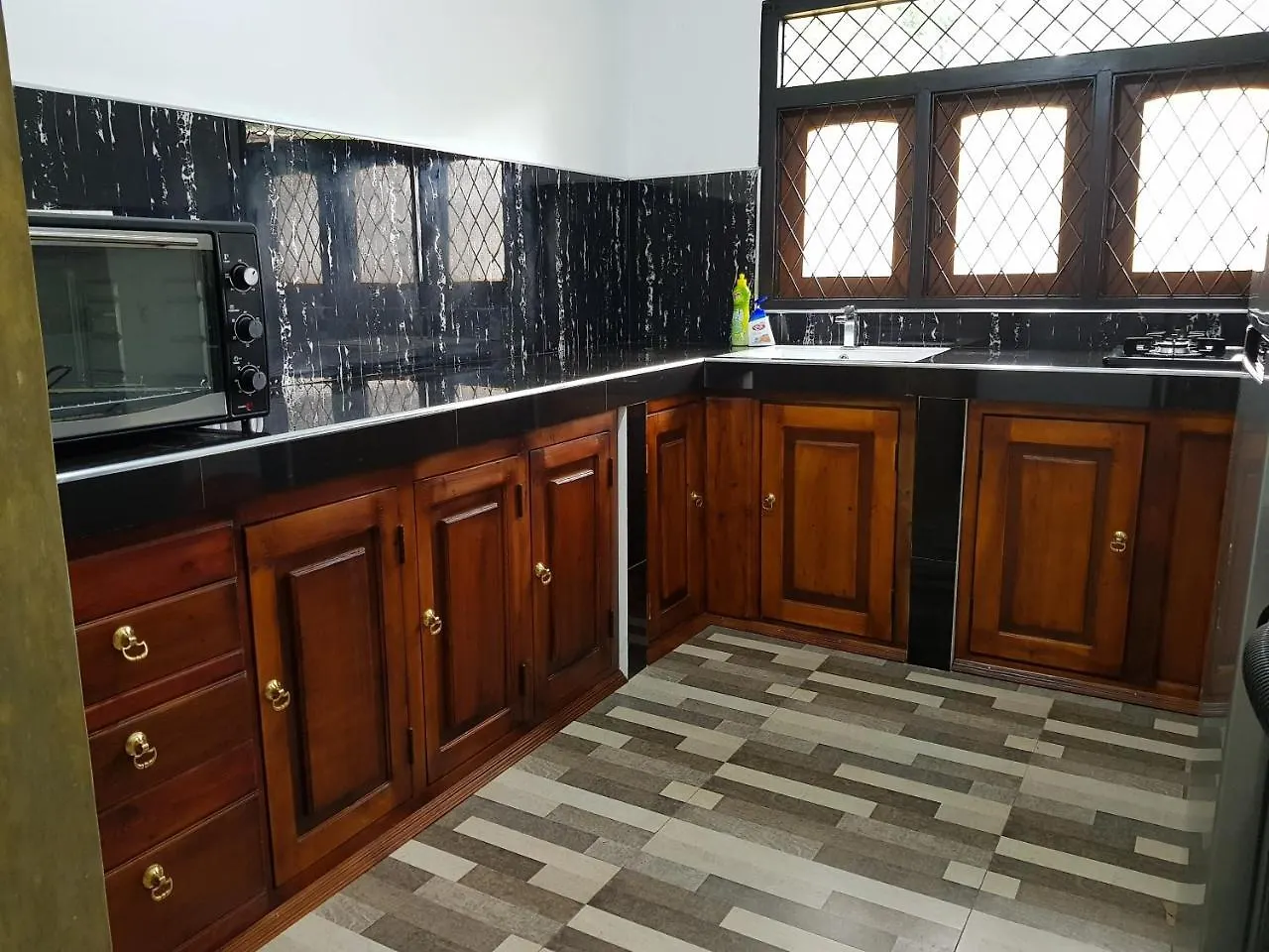 Ayubowan Holiday Home Канди